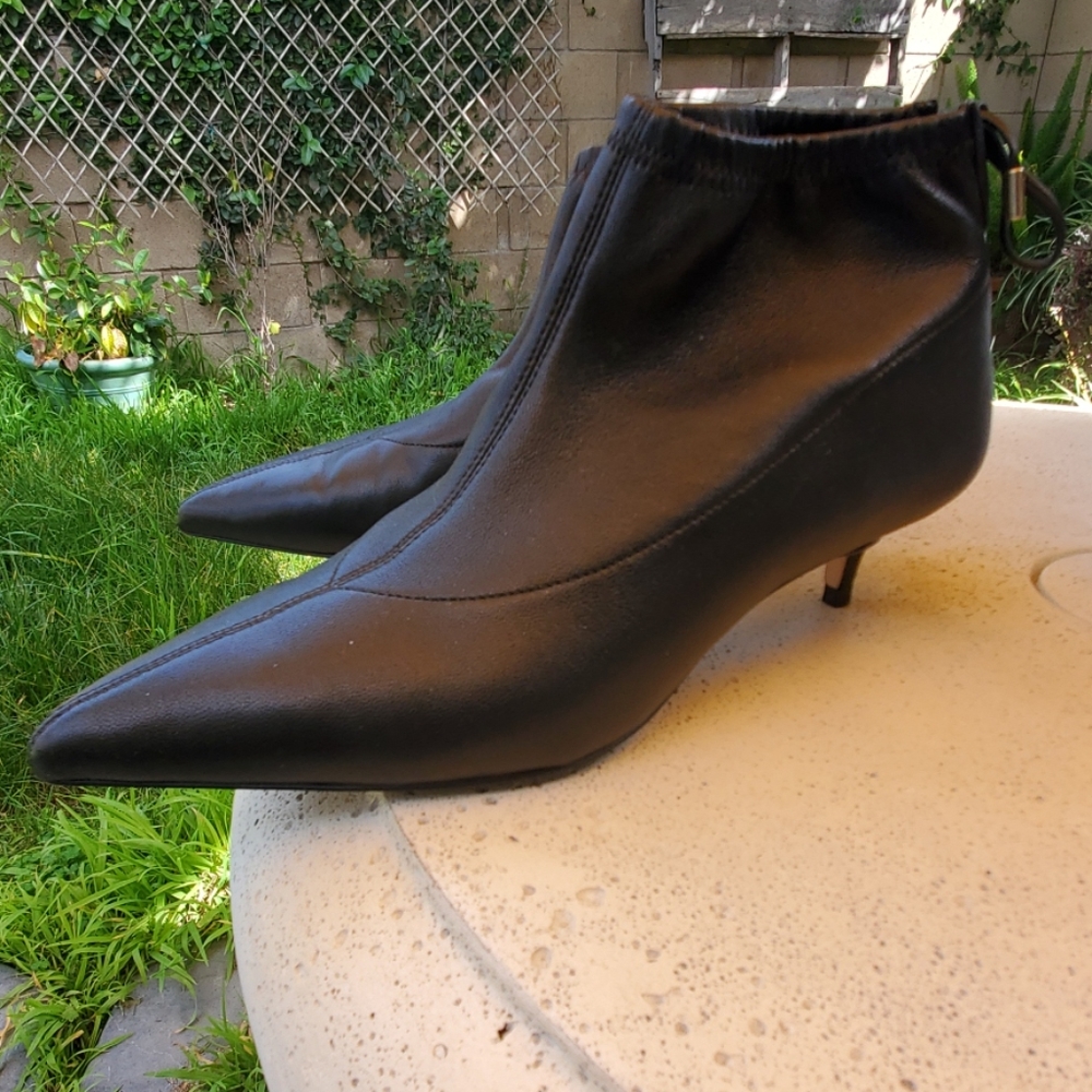 Booties Massimo Dutti Black Stretch leather S- 38